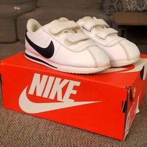 Nike Cortez